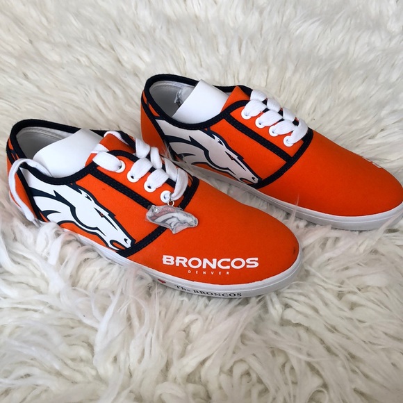 Bradford Exchange Shoes Nwt Denver Broncos Sz 9 Poshmark Bradford Exchange Shoes Nwt Denver Broncos Sz 9 Poshmark